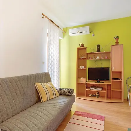 1 Bedroom In * Mali Lošinj